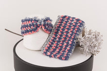 Load image into Gallery viewer, 22 Factor | Hola Crochet Headband & Clutch Schausse Pink Gift Set