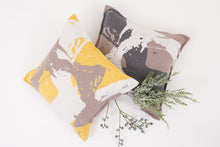Load image into Gallery viewer, 22 Factor | Best Cuddle Buddies Cushions Gift Set
